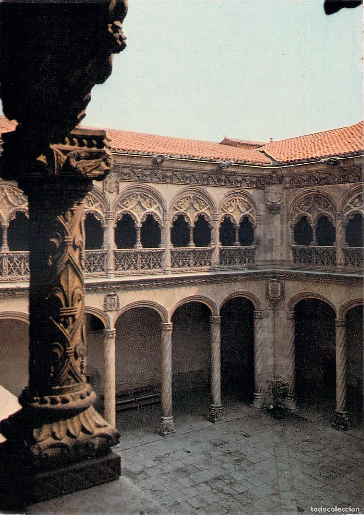 Postales: Postal del Patio del Colegio de San Gregorio en Valladolid