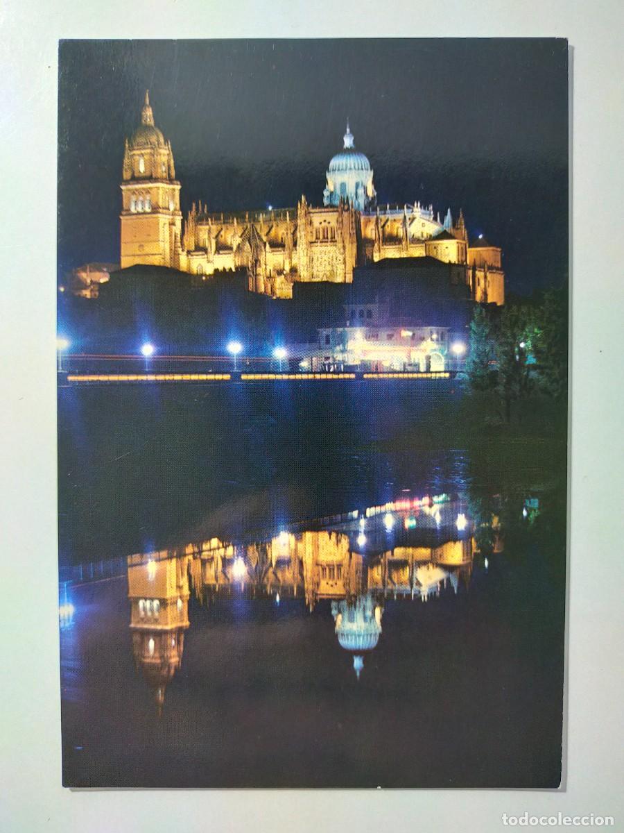 Postales: Postal SALAMANCA: Las Catedrales iluminadas - Edic. Cervantes.