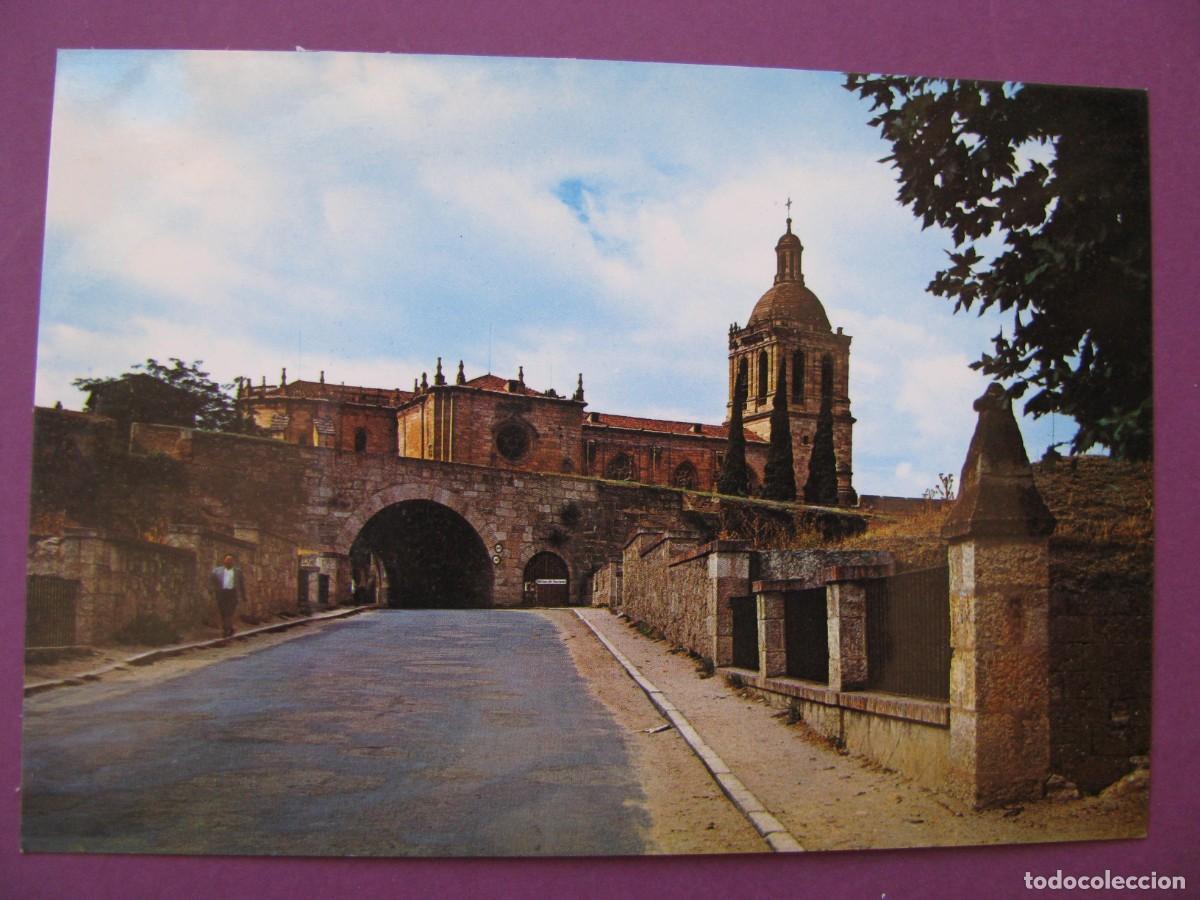 Postales: POSTAL DE LA CIUDAD RODRIGO. PUERTA DE AMAYUELAS. ARRIBAS