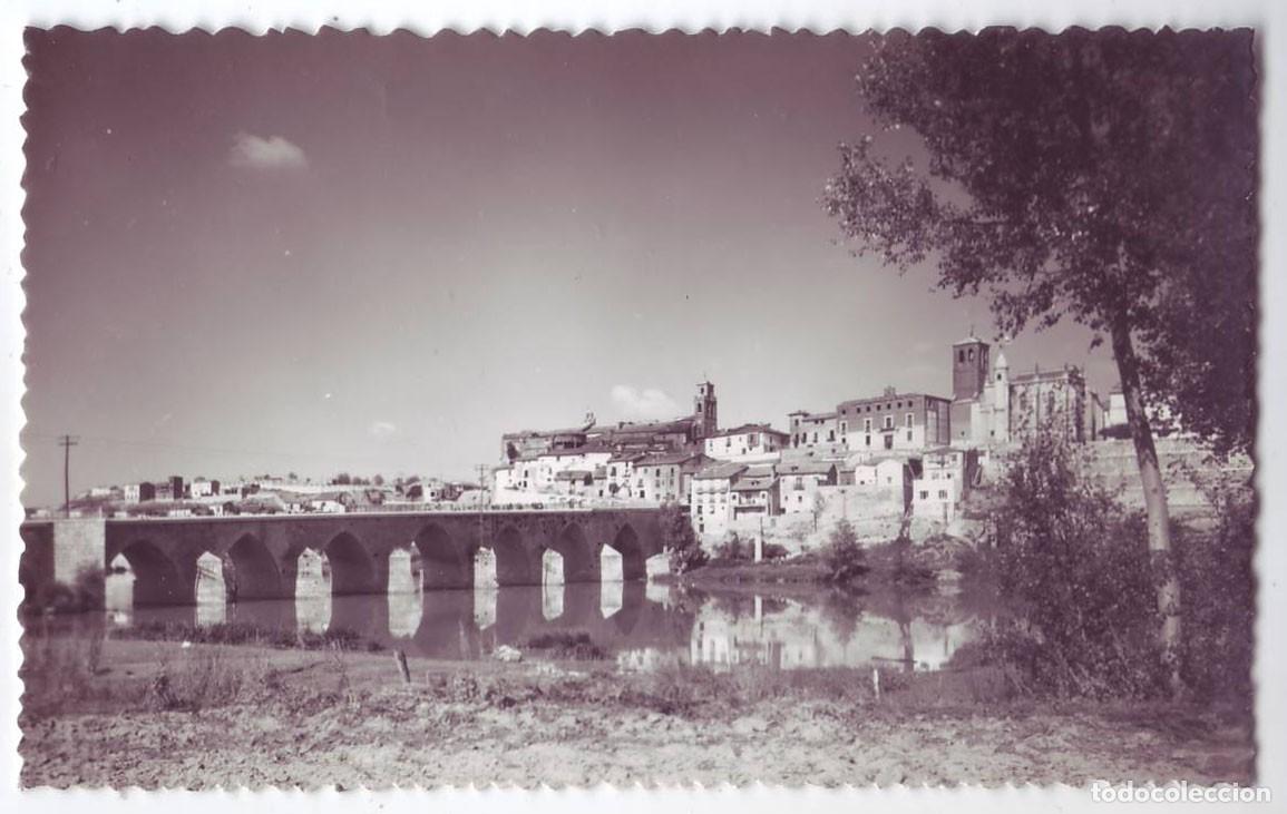 Postales: Tordesillas (Valladolid): R&iacute;o Duero y vista parcial. Ed. Grecor. No circulada (A&ntilde;os 50