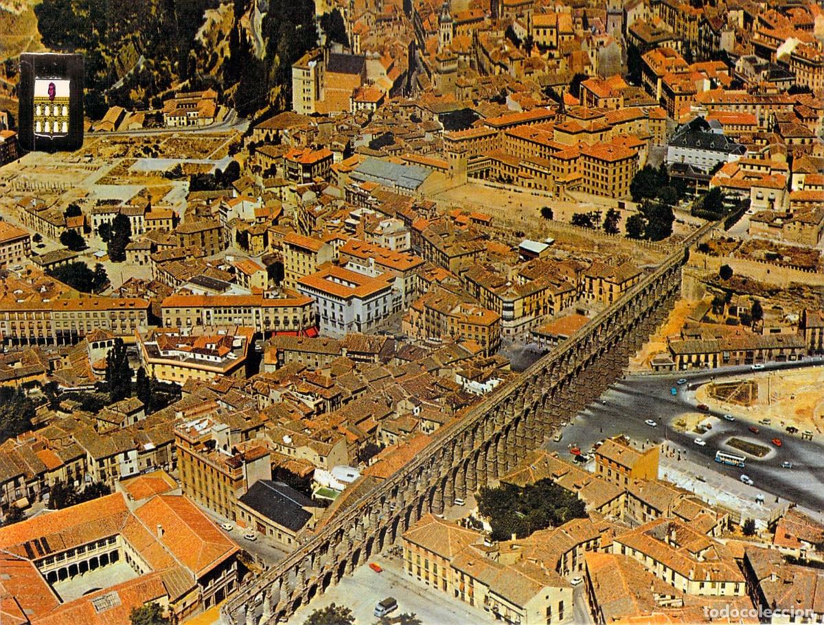 Postales: Postal de Segovia con vista a&eacute;rea del Acueducto
