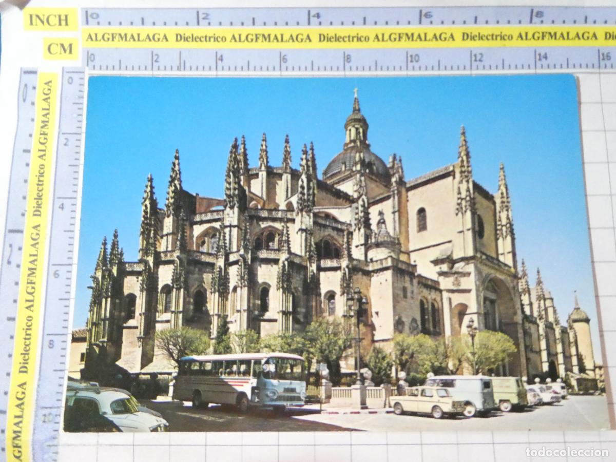 Postales: POSTAL DE SEGOVIA. A&Ntilde;O 1967. CATEDRAL DE SEGOVIA, AUTOB&Uacute;S COCHES. 17 VISTABELLA. 2813