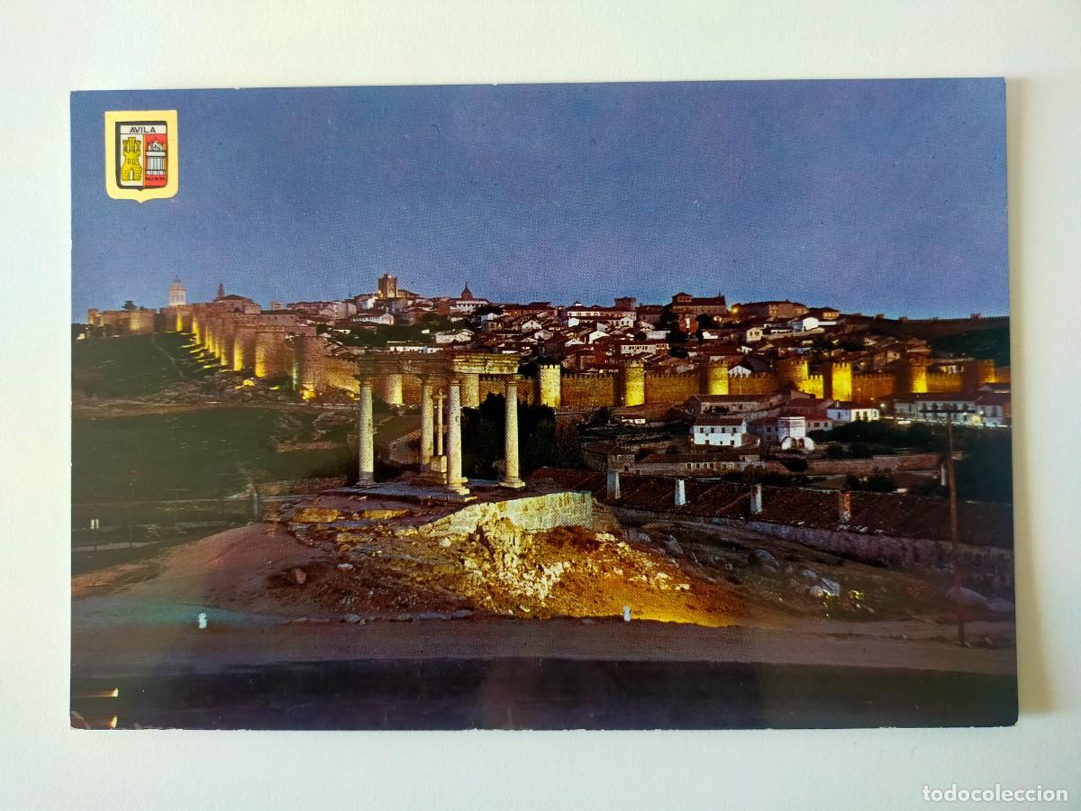Postales: Postal AVILA: Vista general. Nocturna - Edic. Dom&iacute;nguez - FISA. Escudo de Oro