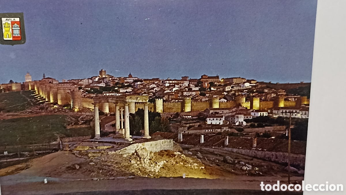 Postales: &Aacute;vila vista general nocturna