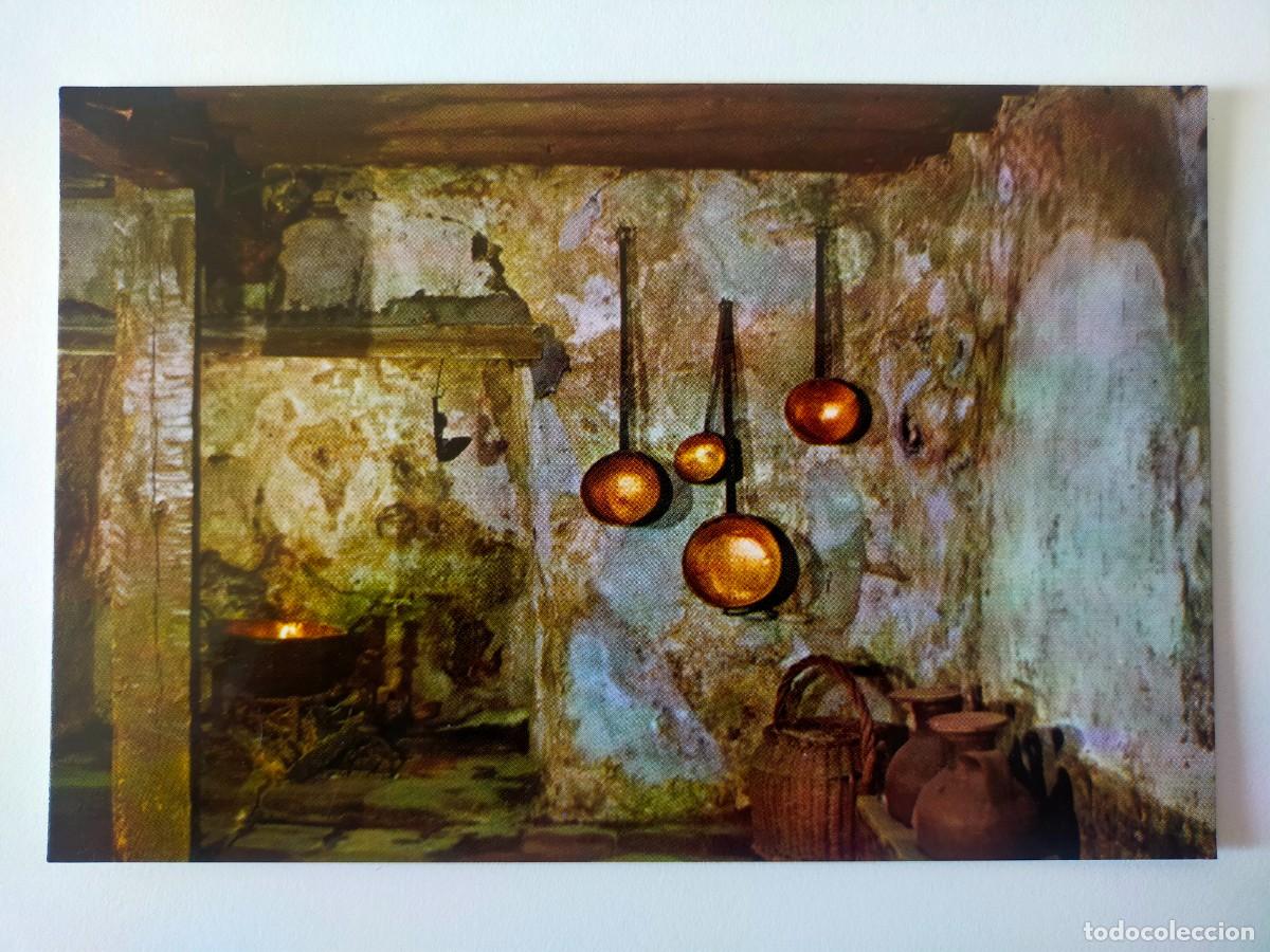 Postales: Postal AVILA: Monasterio de San Jos&eacute;, Cocina usada por Santa Teresa.