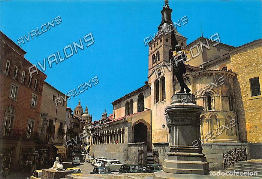 Postales: Monumento a Juan Bravo e Iglesia San Martin (Segovia) - Sin Circular - A&ntilde;os 70