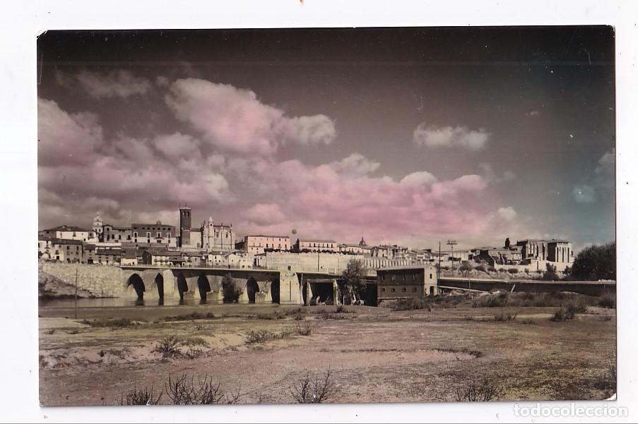 Postales: POSTAL. 34. TORDESILLAS. R&Iacute;O DUERO Y VISTA PARCIAL. VALLADOLID. 1960