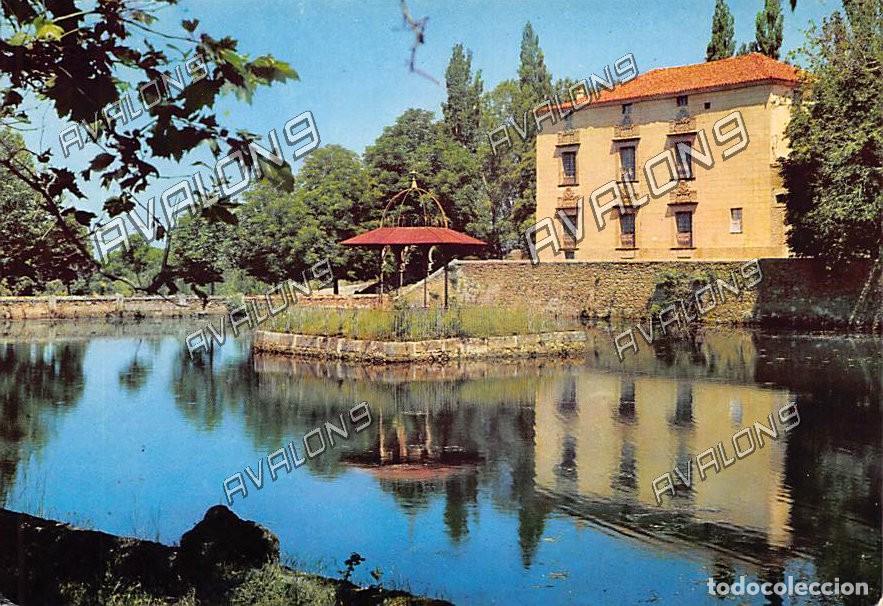 Postales: El Bosque, Jard&iacute;n Art&iacute;stico de B&eacute;jar (Salamanca) - Sin Circular - A&ntilde;os 70