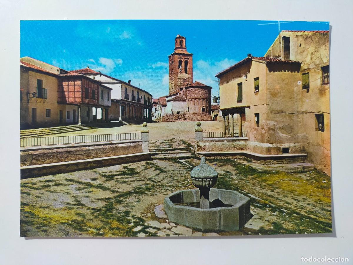 Postales: Postal AREVALO (&Aacute;vila): Fuente de los cuatro ca&ntilde;os y Plaza de la Villa - Edit. Marino Royuela.