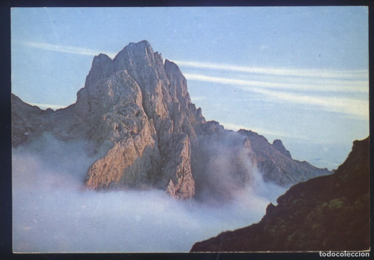 Postales: LE-0804- LE&Oacute;N. PICOS DE EUROPA. AMANECER EN TORRE FRIERO.
