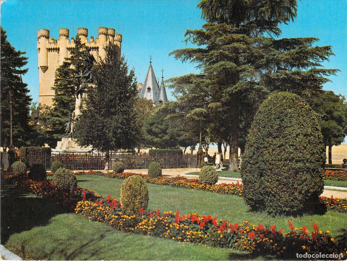 Postales: Postal de los Jardines del Alc&aacute;zar en Segovia