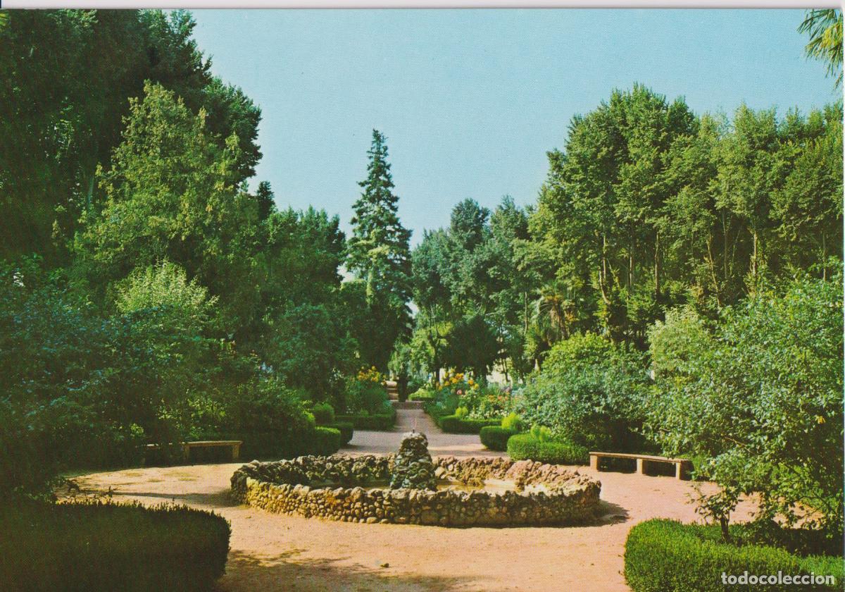 Postales: VILLAFRANCA DEL BIERZO (LE&Oacute;N) PARQUE DE LA ALMEDA - EDICIONES POSTAL INTER N&ordm;56 - S/C