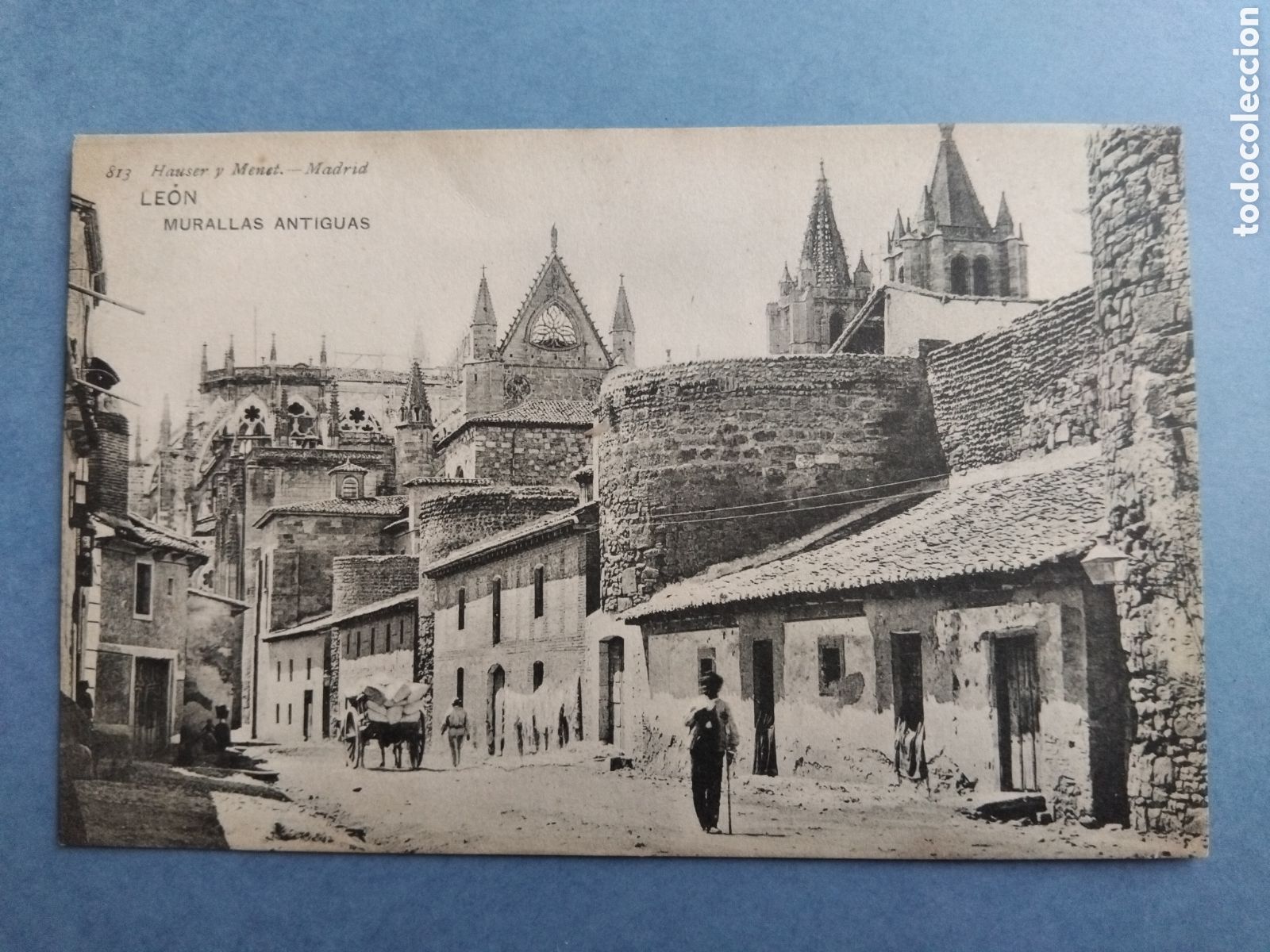 Postales: Postal Le&oacute;n, murallas antiguas