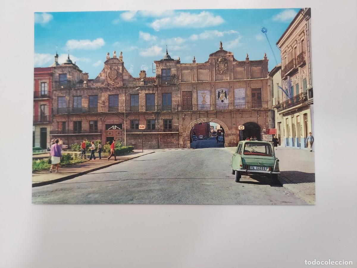 Postales: POSTAL MEDINA DEL CAMPO AYUNTAMIENTO CASA CABILDO COLEGIAL. 1972. ESCRITA. VALLADOLID