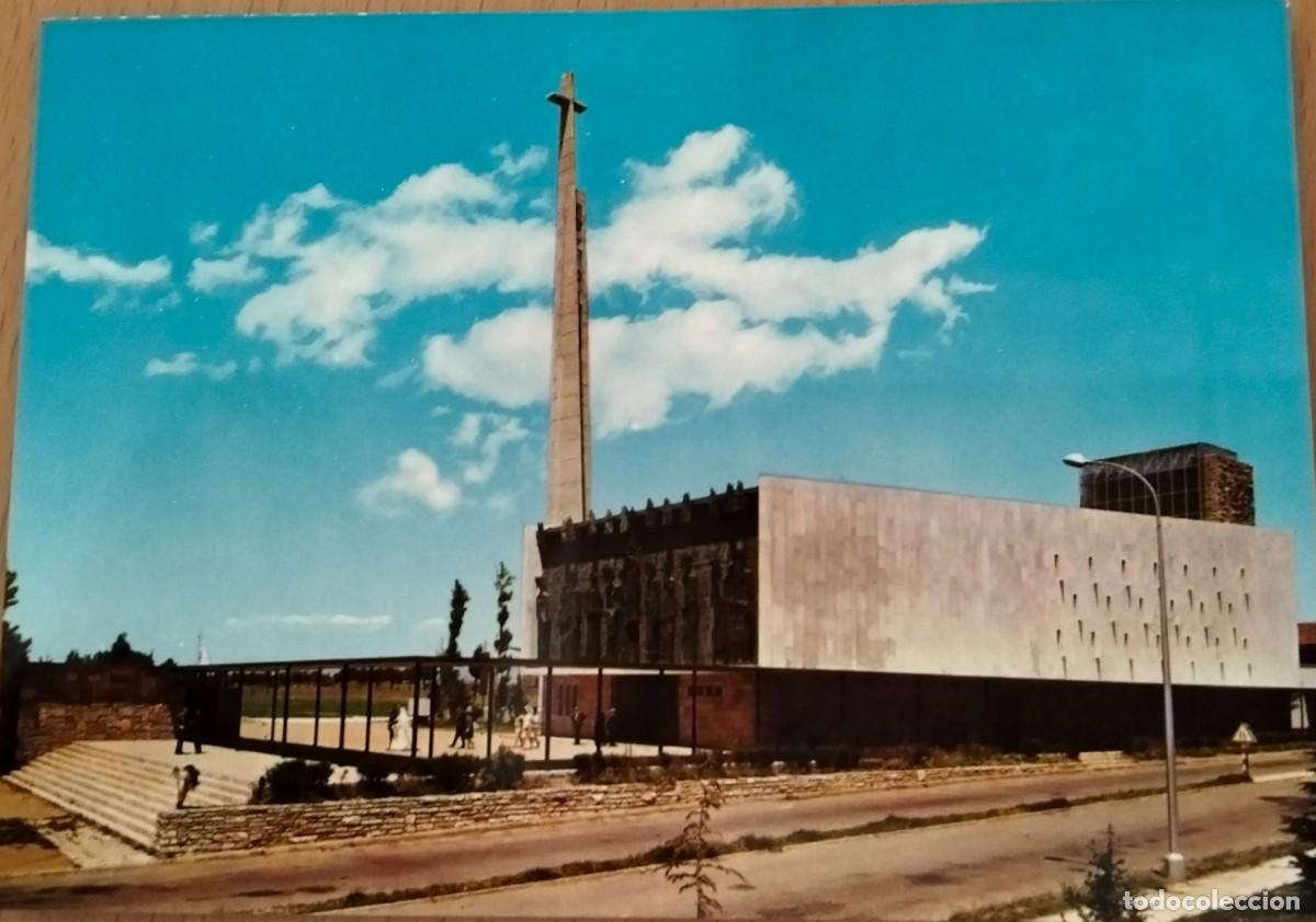 Postales: POME5 24066 SANTUARIO DE NUESTRA SE&Ntilde;ORA DEL CAMINO ( LEON ) ( A&Ntilde;O 1966 )