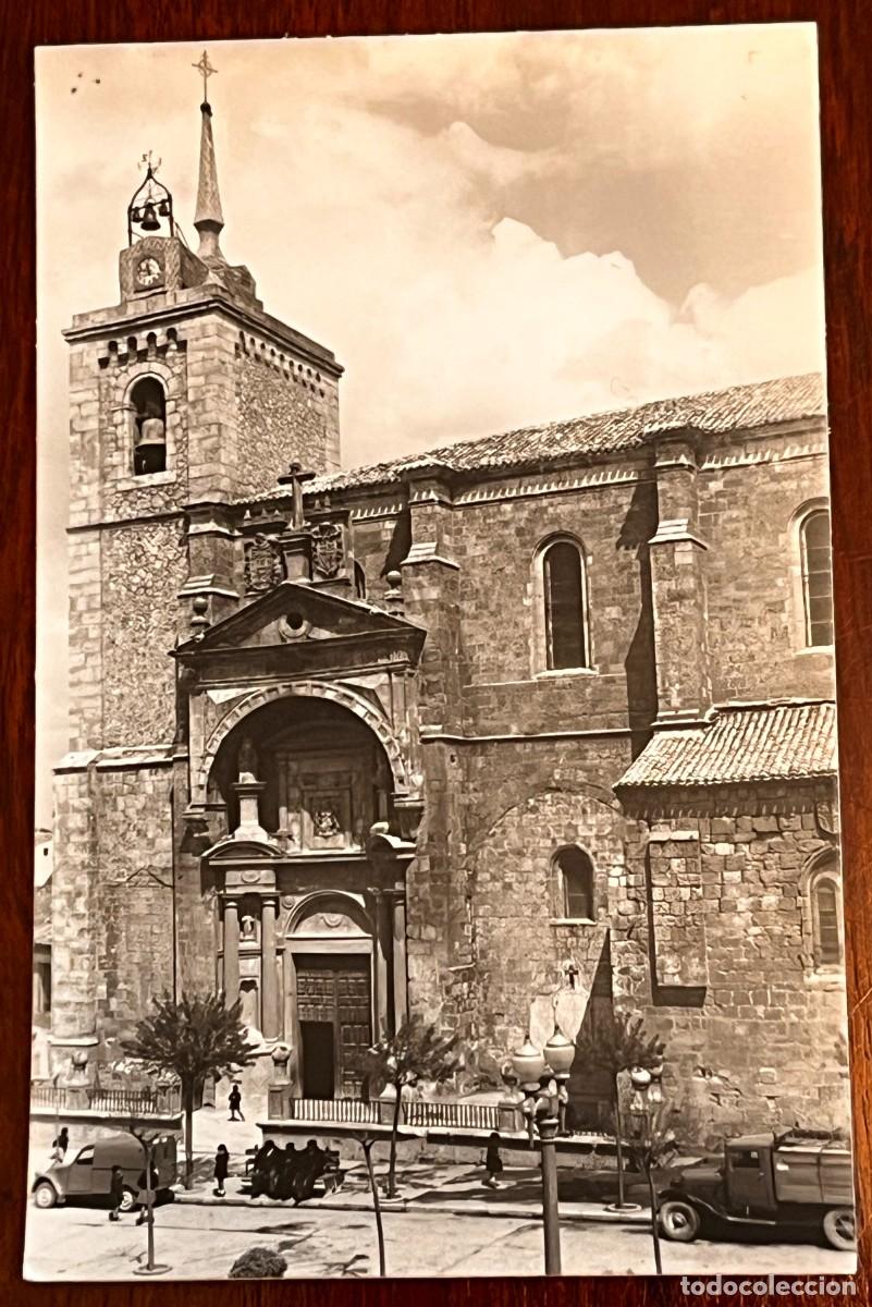 Postales: FOTO POSTAL DE ROA DE DUERO (AVILA) PORTADA PRINCIPAL DE LA COLEGIATA, ED. ALARDE 17, SIN CIRCULAR