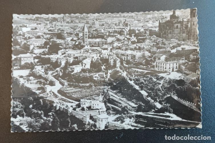 Postales: SEGOVIA, VISTA AEREA, MURALLAS, POSTAL ANTIGUA, 14 X 9 CM APROX.