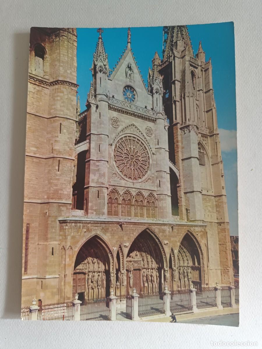 Postcards: LEON. CATEDRAL. FACHADA PRINCIPAL (1972)