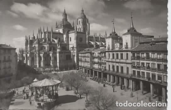 Postales: SEGOVIA SIN ESCRIBIR PLAZA GENERAL FRANCO
