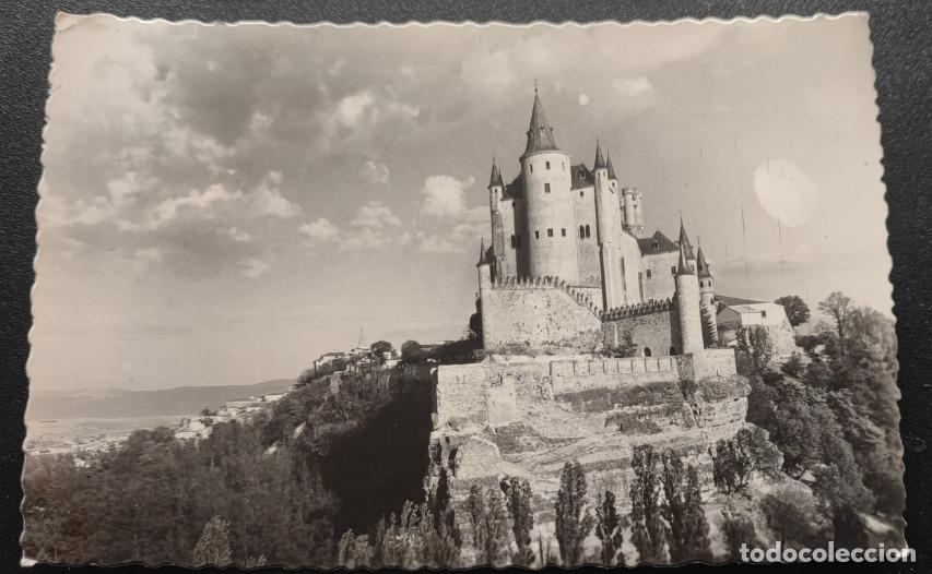 Postales: SEGOVIA, PARTE OSTERIOR DEL ALCAZAR, POSTAL ANTIGUA