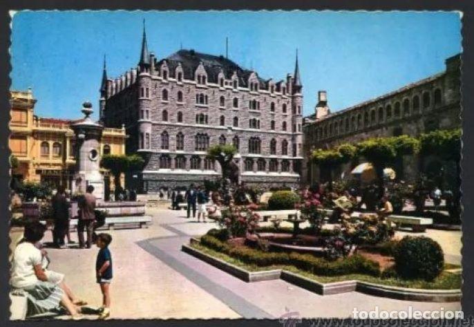Postkarten: Le&oacute;n. *Edificio de la Caja...*  Ed. G. Garrabella - SRC n&ordm; 18. Troquelada. Nueva.