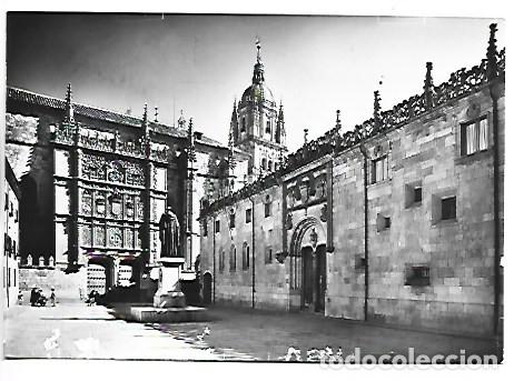 Postales: FACHADA UNIVERSIDAD. PATIO DE LAS ESCUELAS MENORES.- SALAMANCA