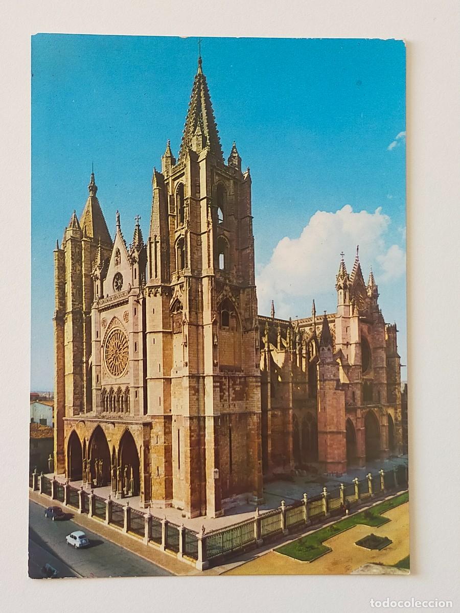 Postales: Postal LEON: La Catedral - Edic Arribas - Escrita.