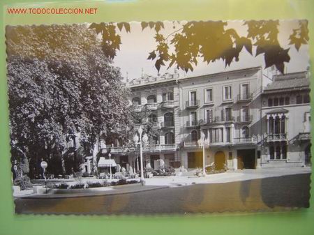 Postales: FIGUERAS ENTRADA A LA RAMBLA - Foto 1
