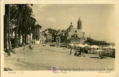 Postales: SITGES,  BARCELONA,  PLAYA Y PUNTA,                  P14684 - Foto 1
