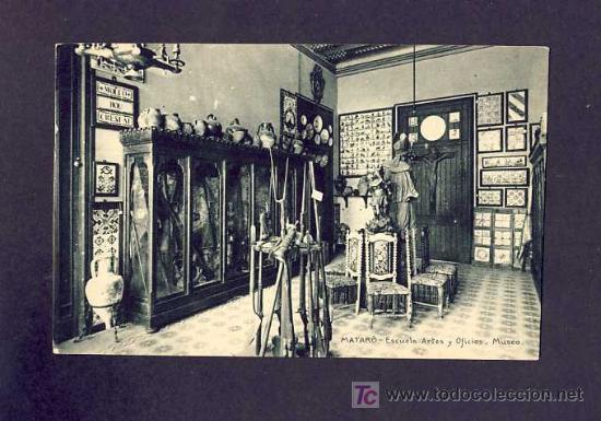 Postales: Postal de MATARO: Escola d' Arts i Oficis. Museu (Ed.H.Abadal)