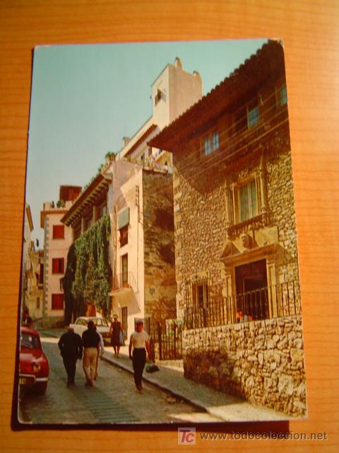 Postales: POSTAL SITGES CALLE TIPICA CIRCULADA - Foto 1