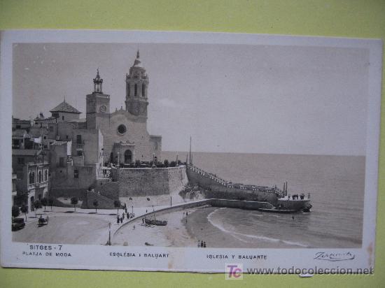 Postales: SITGES - IGLESIA Y BALUARTE - Foto 1