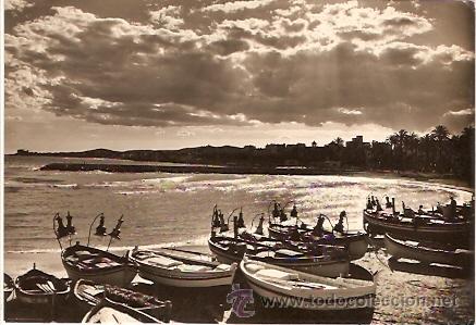Postales: POSTAL SITGES  ATARDECER EN LA PLAYA - Foto 1