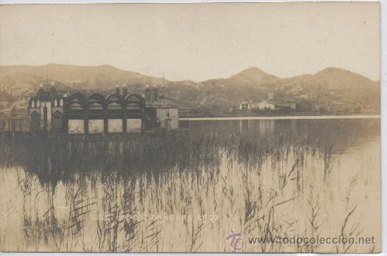 Postales: POSTAL DE BA&Ntilde;OLAS LAGO GERONA - Foto 1