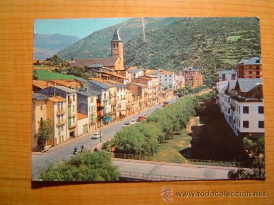 Postales: POSTAL PIRINEOS CENTRALES ,SORT VISTA PARCIAL  CIRCULADA ,