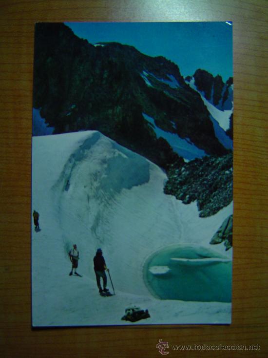 Postales: POSTAL PIRINEOS CENTRALES PUERTO DE CORONAS Y LAGO HELADO AL FONDO PICO Y CRUZ DEL ANETO SIN CIR