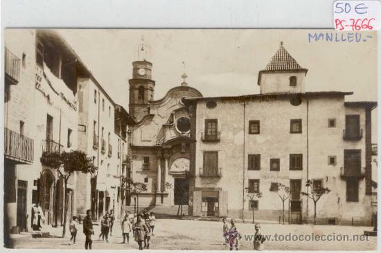 Postcards: (PS-7666)POSTAL FOTOGRAFICA DE MANLLEU-PLAZA MAYOR