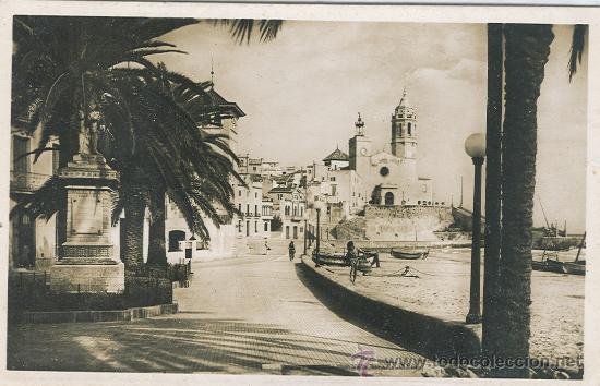 Postales: BARCELONA. SITGES. PLAYA DE MODA. CIRCULADA EN 1935. - Foto 1