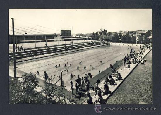 Cartoline: Postal de TERRASSA (Barcelona): Piscina municipal, zona esportiva (Zerkowitz num.86)