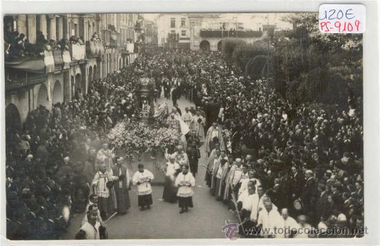 Postkarten: (PS-9109)POSTAL FOTOGRAFICA DE ???-SEMANA SANTA-CALLE MAYOR