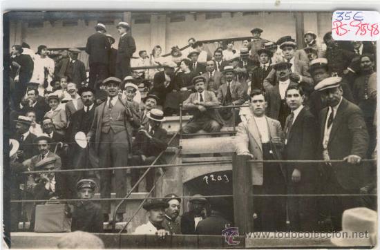 Postkarten: (PS-9548)POSTAL FOTOGRAFICA DE VICH-PLAZA DE TOROS