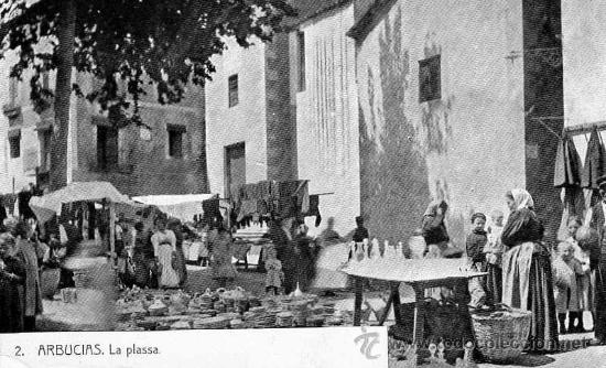 Postales: POSTAL ARBUCIAS  - LA PLASSA MERCAT - Foto 1