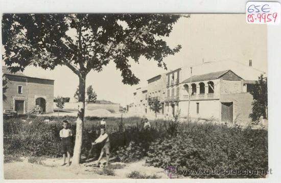 Postkarten: (PS-9959)POSTAL FOTOGRAFICA DE IBARS D&acute;URGELL(LLEIDA)-PLASSA DEL BISBE P.A.COLL