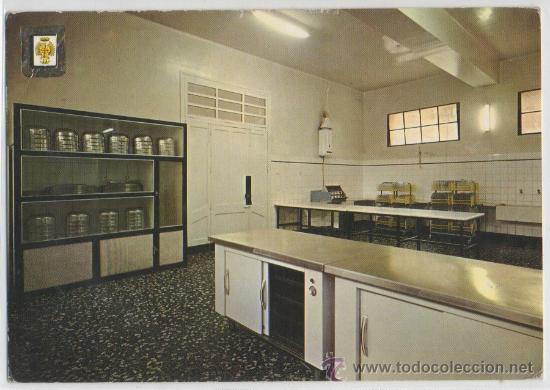 Postales: POSTAL REGIMIENTO DE CAZADORES DE MONTA&Ntilde;A CUARTEL GENERAL SANJURJO COMEDOR DE TROPA MILITAR LERIDA