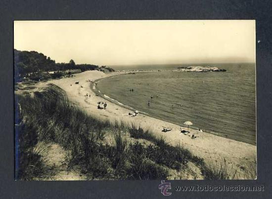 Postales: Postal de L' ESCALA (Girona): Detall de la platja (Zerkowitz num.10422)