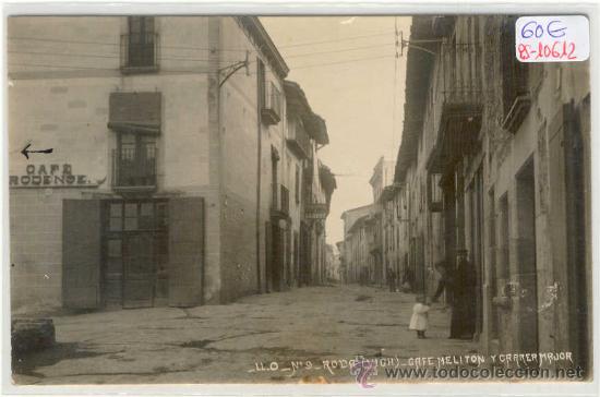 Postcards: (PS-10612)POSTAL FOTOGRAFICA DE RODA(VICH)-CAFE MELITON Y CARRER MAJOR