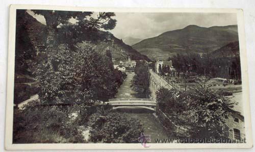 Cartes Postales: Postal Ribas Ribes Freser Fresser Pirineo Oriental la villa en plena flor a&ntilde;os 50