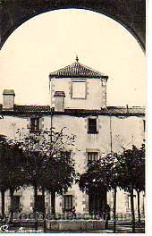 Postales: POSTAL DE LA CARTUJA DE MONTALEGRE-PATIO DEL MONASTERIO Y HOSPEDERIA ( TIANA)