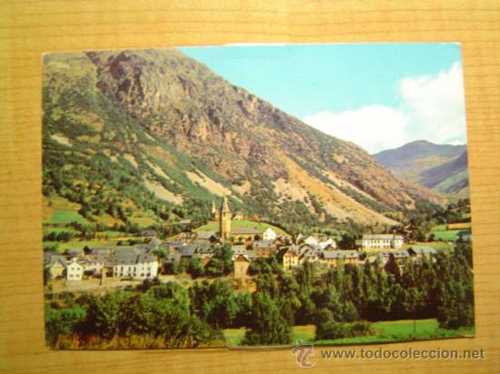 Postales: POSTAL VALLE DE ARAN (LERIDA) SALARDU VISTA GENERAL AL FONDO U&Ntilde;A SIN CIRCULAR
