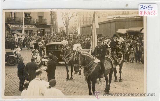 Postkarten: (PS-14422)POSTAL FOTOGRAFICA DE BARCELONA-ELS TRES TOMBS